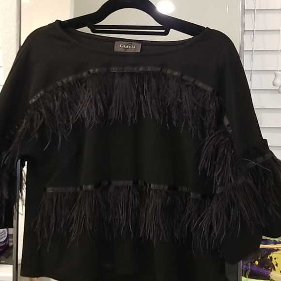 Gracia feather top - Picture 2 of 4